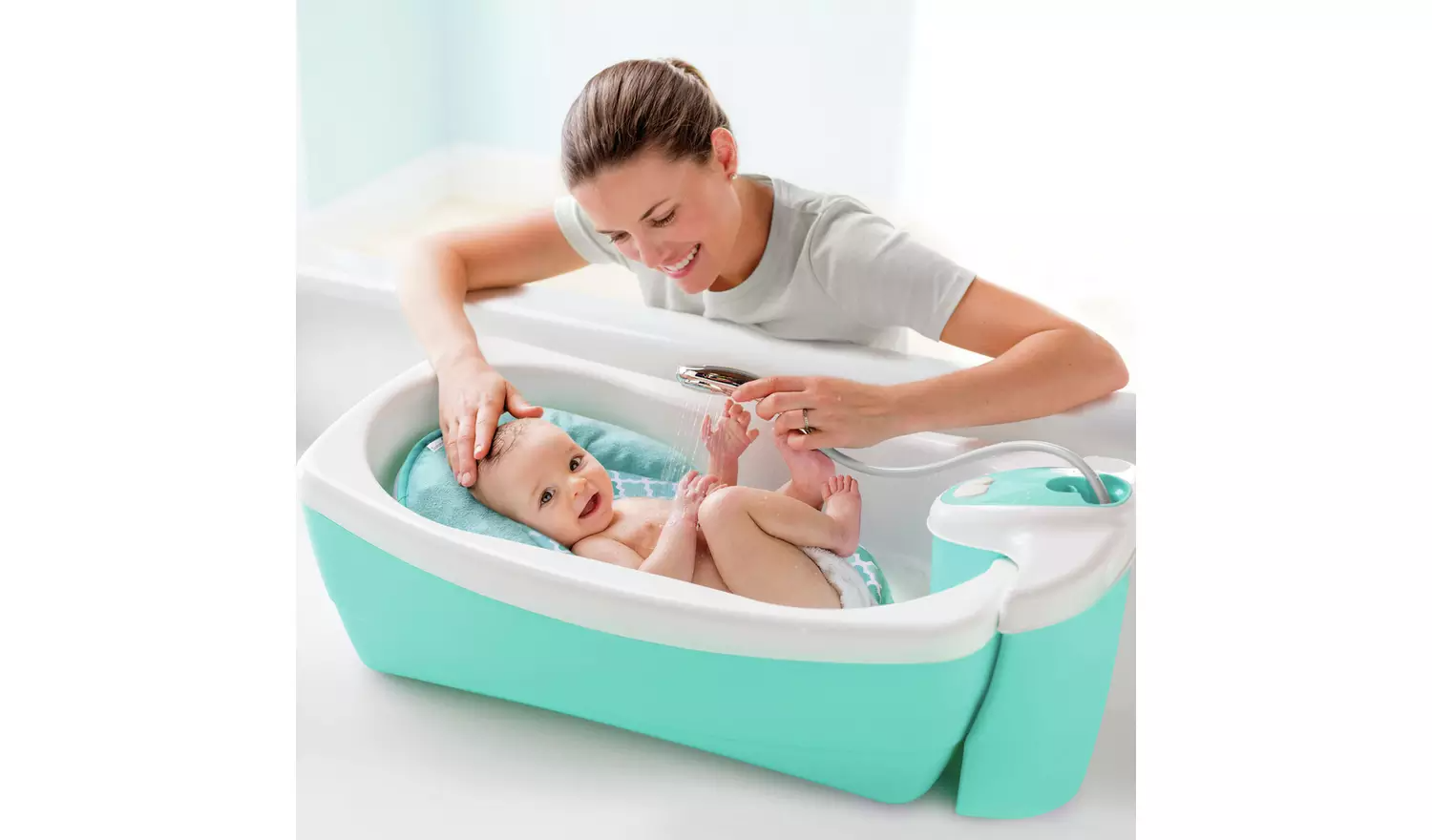 Summer Infant Lil’ Luxuries Baby Bath