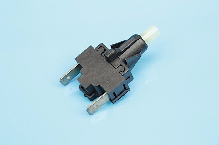 INTERRUPTEUR POUSSOIR POUR CUISINIÈRE FAGOR BRANDT – 76X3551 (DIVERS – PLAQUE)