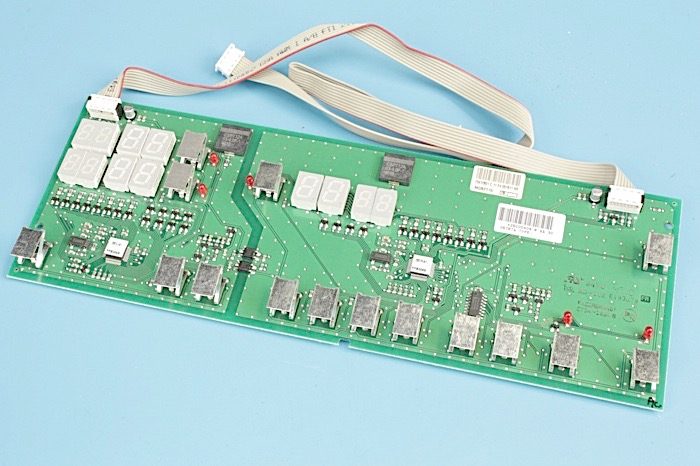 CARTE DE COMMANDE PLAQUE INDUCTION FAGOR BRANDT – 70X2425 (CARTE ÉLECTRONIQUE – PLAQUE)