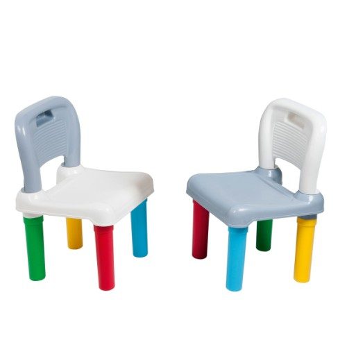 2 chaises plastiques multicolore