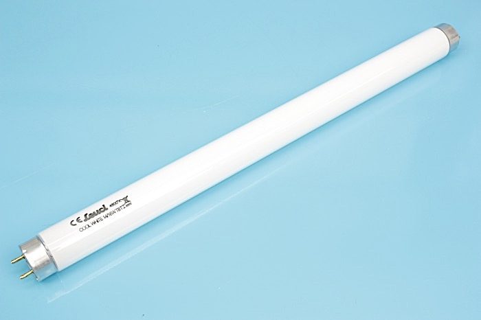 TUBE NÉON 14/16W T8-64 POUR HOTTE FAGOR BRANDT – 76X0422 (ECLAIRAGE – HOTTE)