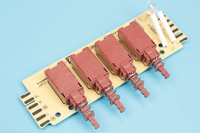 CLAVIER DE COMMANDE HOTTE DE DIETRICH – 79X8987 (CARTE ÉLECTRONIQUE – HOTTE)