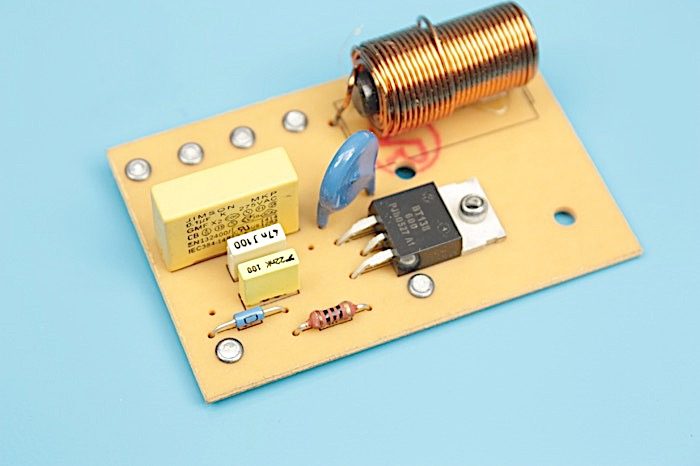 CIRCUIT IMPRIMÉ TABLEAU DE COMMANDES HOTTE FAGOR BRANDT 08086630 – 79X5813 (CARTE ÉLECTRONIQUE – HOTTE)