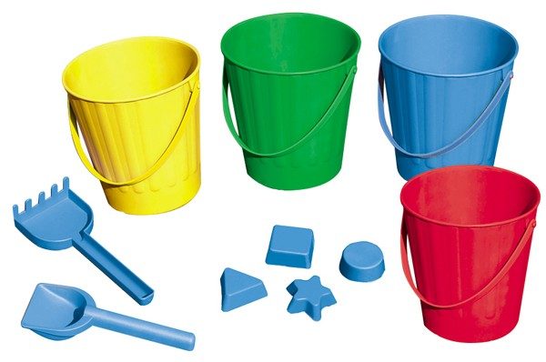 LE SET DE 28 PIÈCES POUR BAC À SABLE