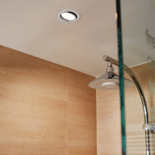 Kit 1 spot encastrer salle de bains Lindi orientable INSPIRE LED intégrée blanc