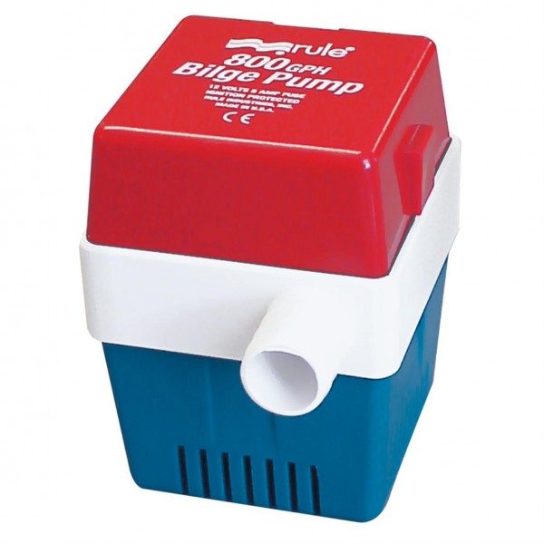 Pompe de cale Rule 800 12V carré