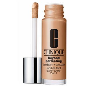 Clinique Beyond Perfecting Fond de Teint et Correcteur 2 en 1