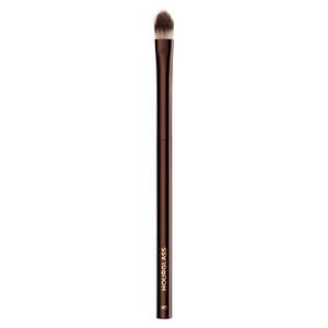 HOURGLASS Concealer Brush Pinceau pour correcteur et anticernes