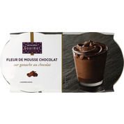 Fleur de mousse chocolat sur ganache au chocolat