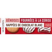 Génoises nappées à la cerise et recouvertes de chocolat blanc