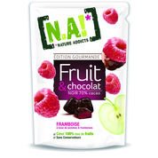 Pépite de fruits Framboise, à base de jus de fruits et purée de fruits concentrée, enrobés de 28% de chocolat noir