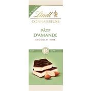 Chocolat noir, extra fin traditionnel, fourré, intérieur à la pâte d’amande